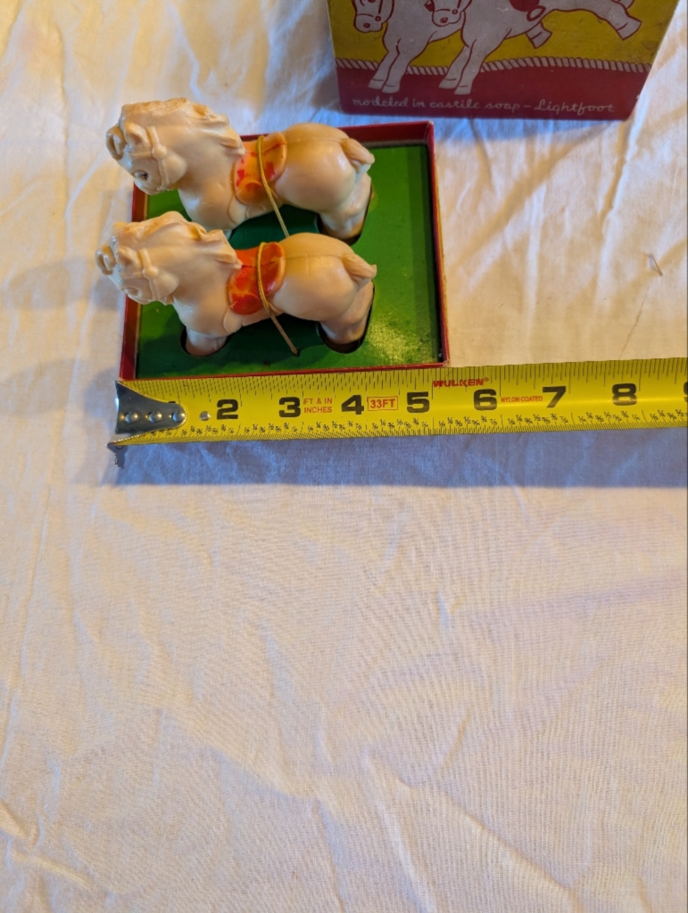 2/20$ Vintage White and Red Soap Pony  Figurines with Box - Picture 4 of 5
